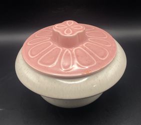 VINTAGE MCM Speckled California Pottery~Flying Saucer Ceramic Bowl w/Pink Lid ~ Marked USA L-42