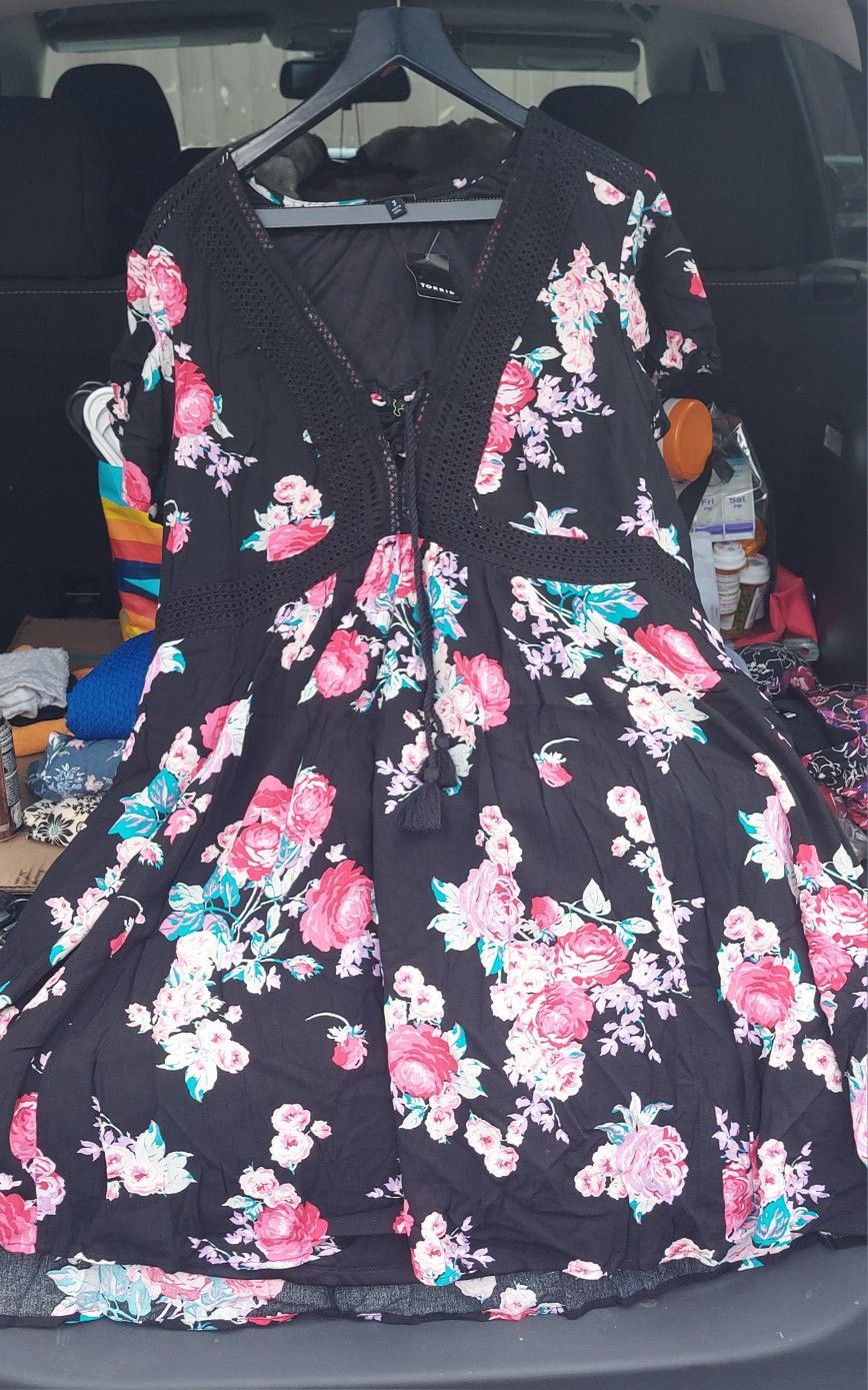 Super Cute Multi-Colored Torrid Dress