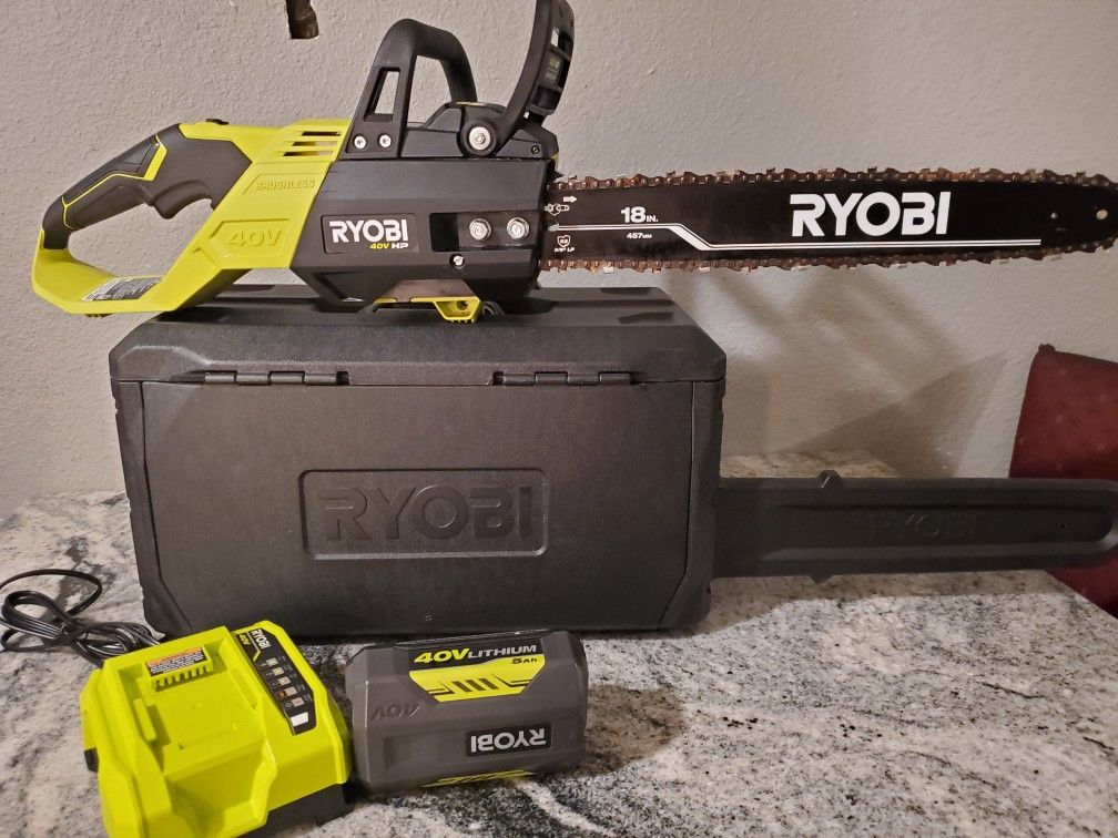 RYOBI40V HP Brushless 18 in. Cordless Battery Chainsaw with 5.0 Ah Battery and Charger