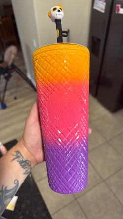 dia de muertos starbucks cup