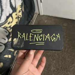 BALENCIAGA CASE 12