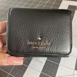 Kate Spade Wallet (Authentic)