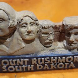 Mount Rushmore Magnet