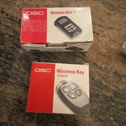 2 Wireless Key Fobs