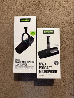 Shure MV7i USB-C Smart Microphone with Built-in Interface Podcast and musician mic with 2 channels, XLR and 1/4-inch inputs and USB-C for Mac, PC and