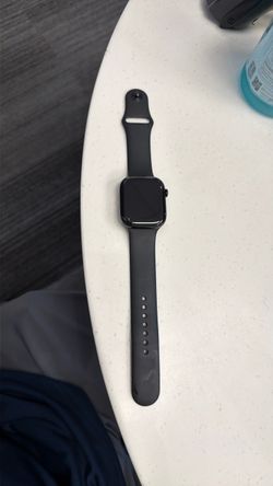 Series 11 Watch 42mm