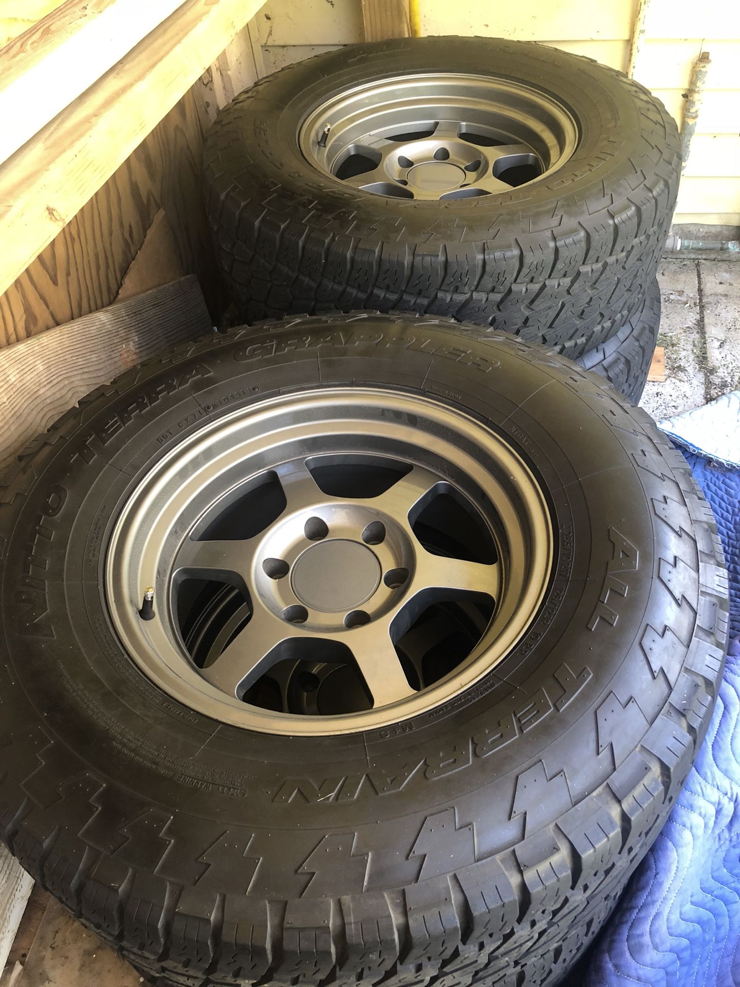 FN Konig Countersteer type x W/ Nitto terra grapplers - $1200 obo