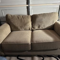 Love Seat 