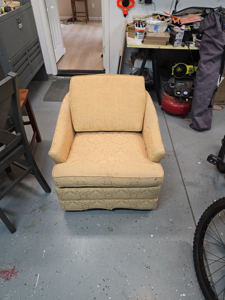 Rolling Comfortable Chair