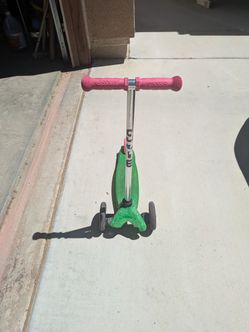 Micro Mini kids scooter