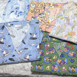 Scrubs, batas Medical. Nurse, Uniforms. Tops If You Buy 5for $40  Blusas Para Trabajo