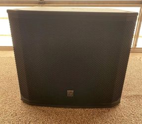 2 subwoofer electro voice EKX 18 And 2 electro voice ELX200 15