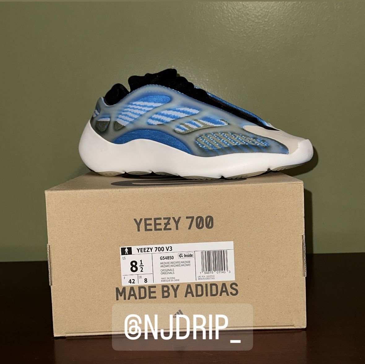 Adidas Yeezy Boost 700 Arzareth   Size 8.5