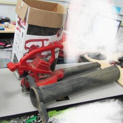 Toro leaf blower vacuum with bag in original box