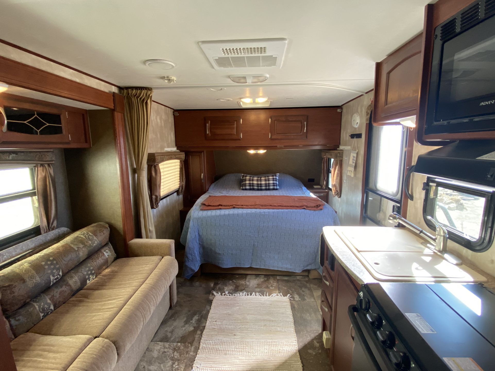 2014 Winnebago Minnie 2101DS for Sale in Los Angeles, CA OfferUp