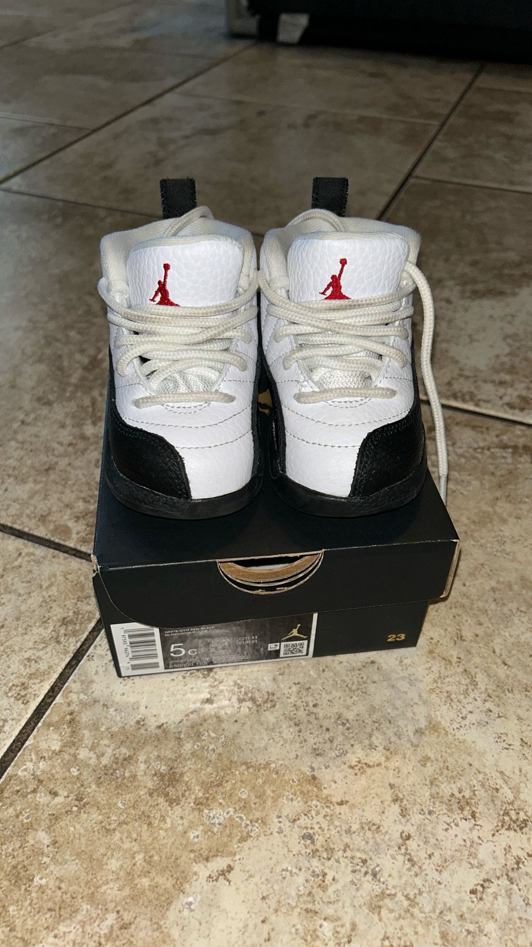 Jordan 12 Retro