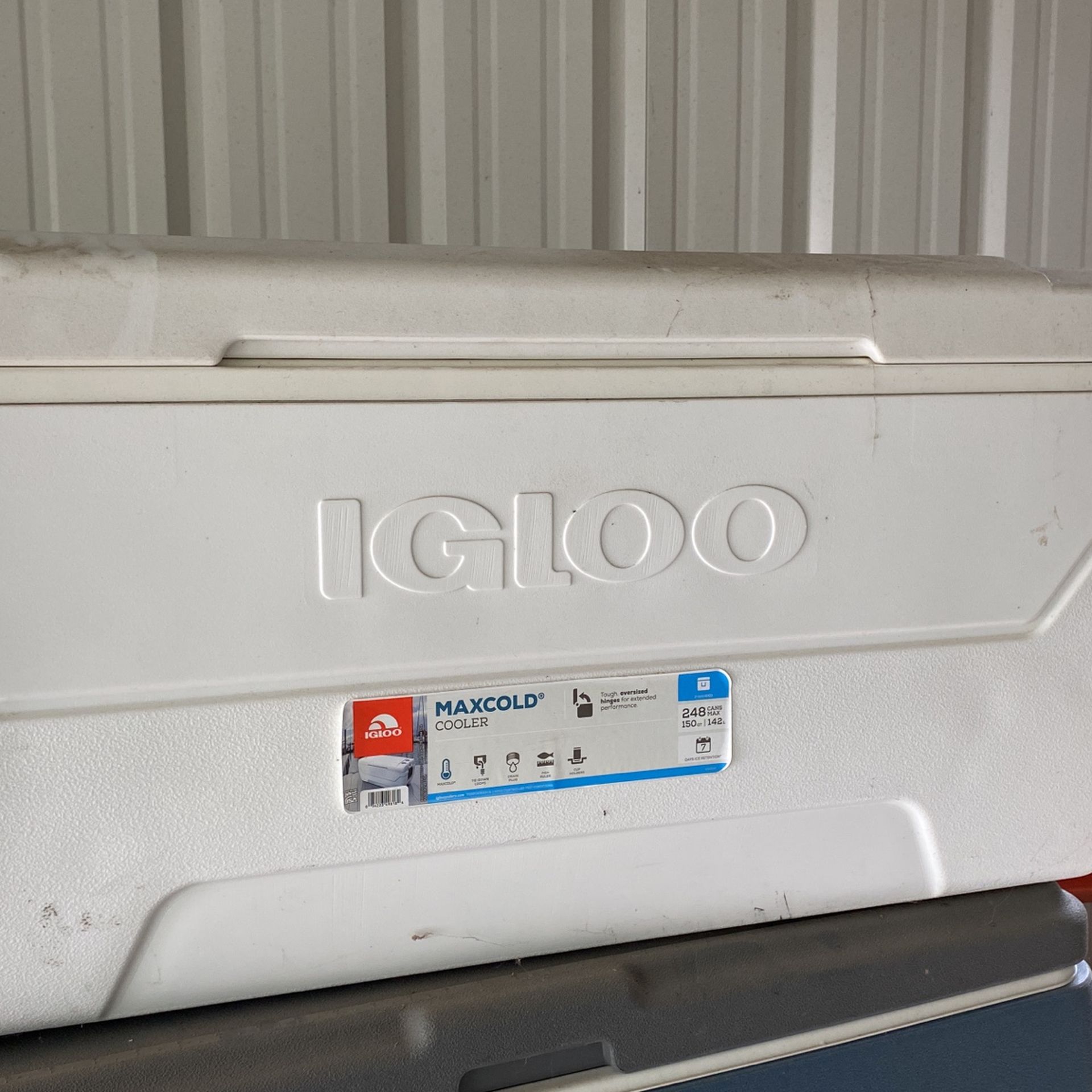New Igloo Cooler