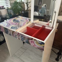 Small Vanity 