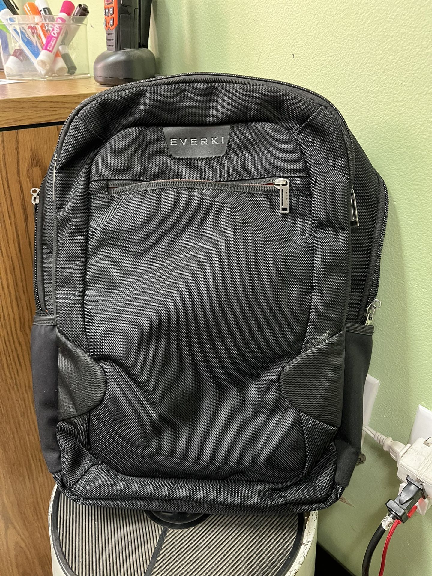 Everki Slim Laptop Backpack