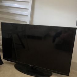 Samsung UN40EH5300F 40-Inch 1080p 60Hz LED HDTV (2013 Model)