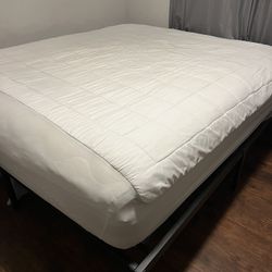 Kin Matress and Metal Bed Frame