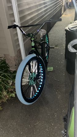 Maniac flyer( read description 🙏 )