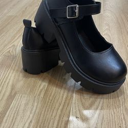 Gently Used Black Mary-Janes