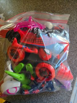Different spidey team toys cars, hulk etc