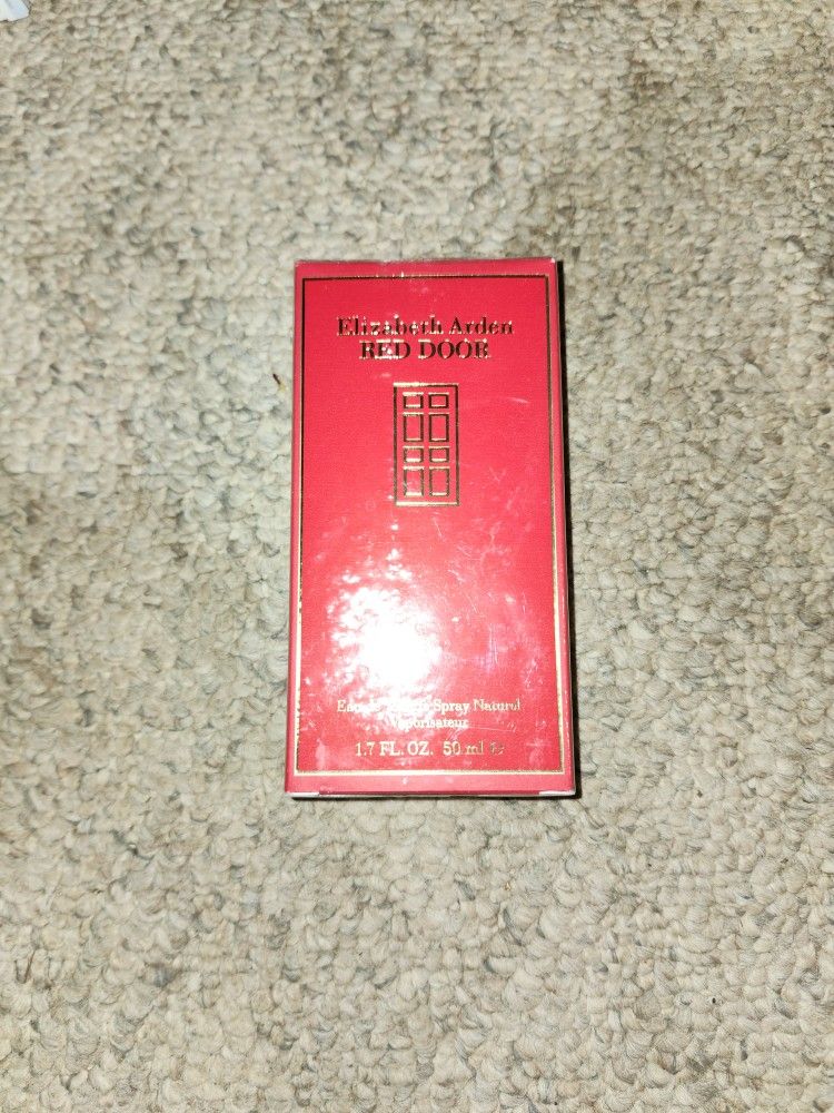 Elizabeth Arden Red Door Perfumee