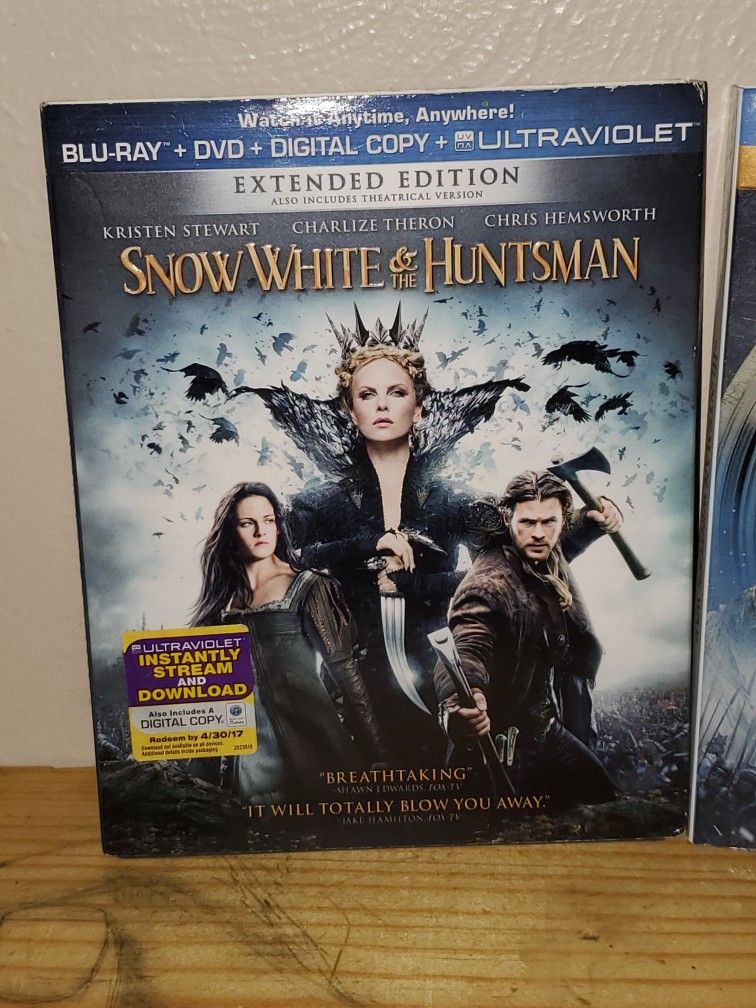 Snow White And The Huntsman And The Huntsman/Winters War Blu-ray And Dvd Movie Collection! Excellent Condition!