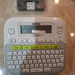 Brother P-Touch PT-D210 Handheld Label Maker Tested Works Compact LabeL