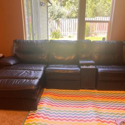 Black Leather Chaise Recliner Set For A Family Of 4