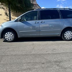 2005 Toyota Sienna