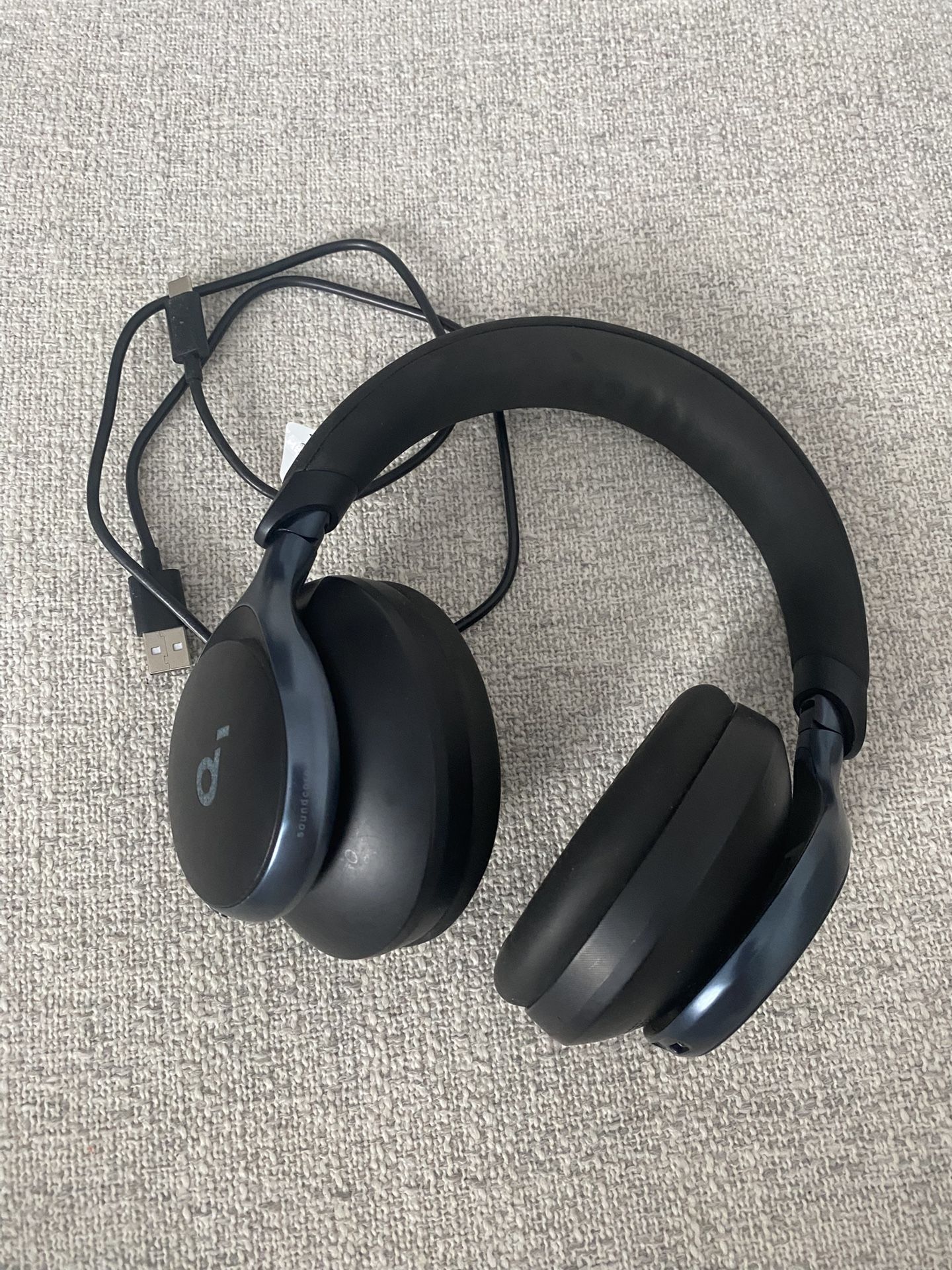 Soundcore Space One, improved noise-cancelling headphones -