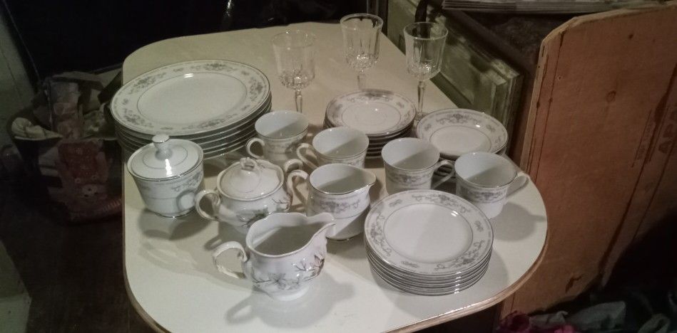 Fine Porcelain China Diane Japan