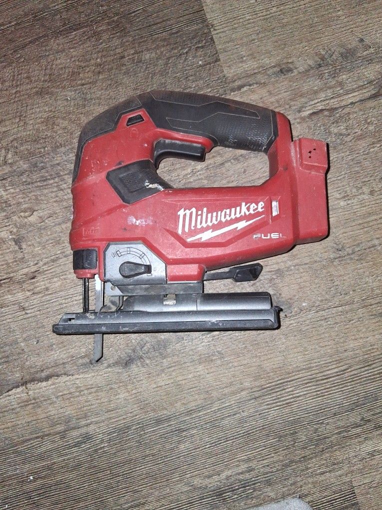 Milwaukee Fuel Jigsaw