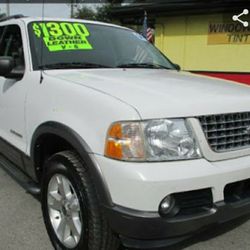 2004 Ford Explorer