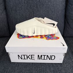 NIKE MIND 001 SAIL SIZE 8W / 6.5M