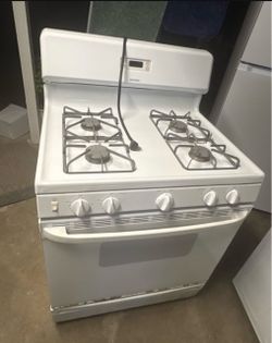 Hotpoint White Gas Range Stove