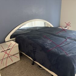 Free - King size-Bedroom set … good quality