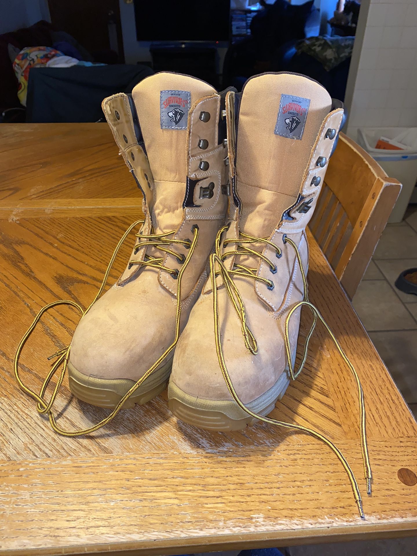 Men’s size 14 steel toe boots