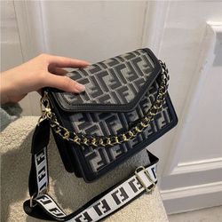 New fashion versatile letter print one-shoulder oblique cross bag high-quality foreign style small square bag European and American style women's bag