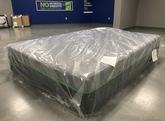 Queen Mattress and Box Spring Set
