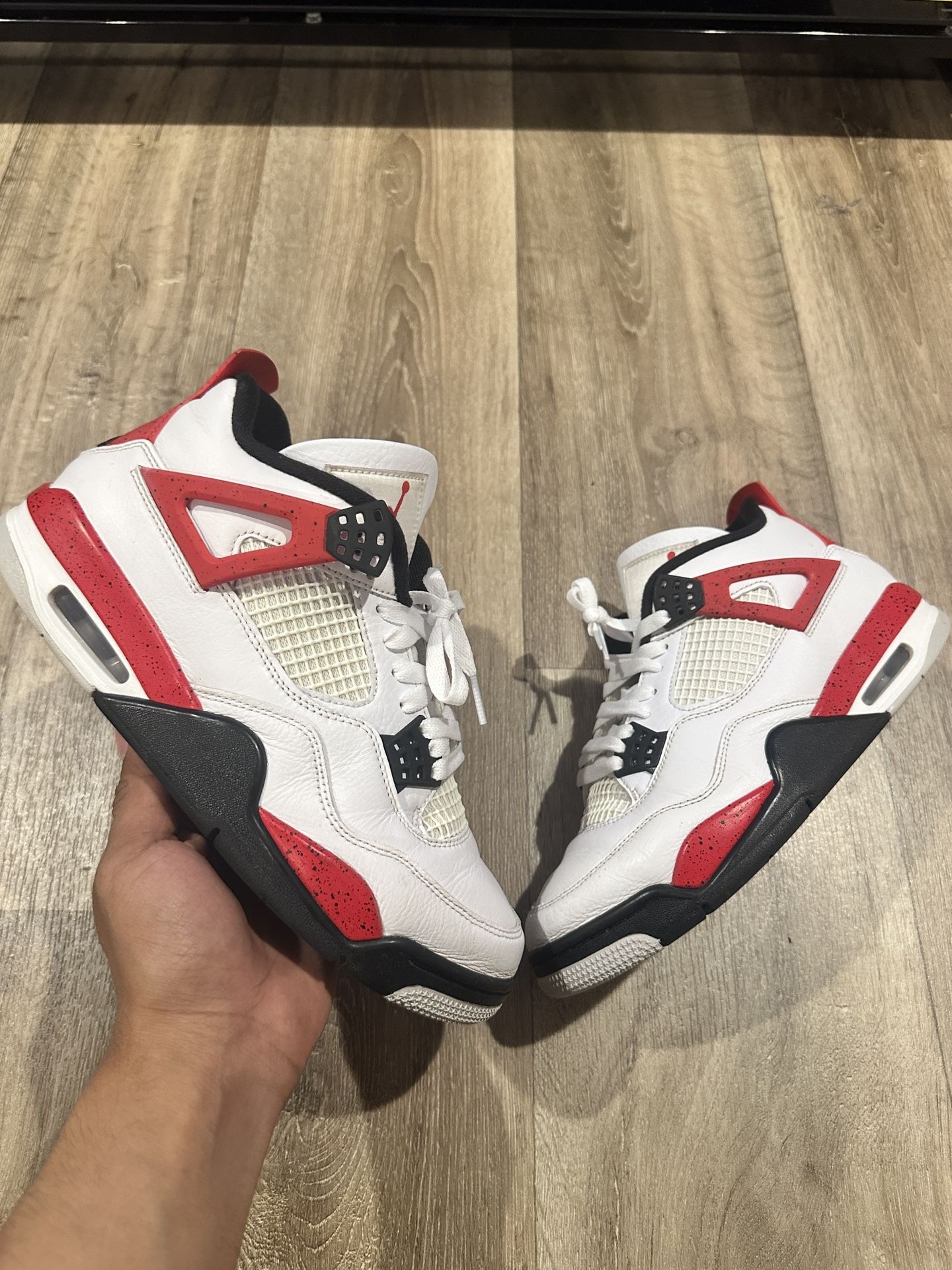 Jordan 4