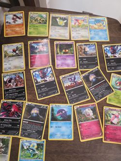 Old mix of pokemon cards