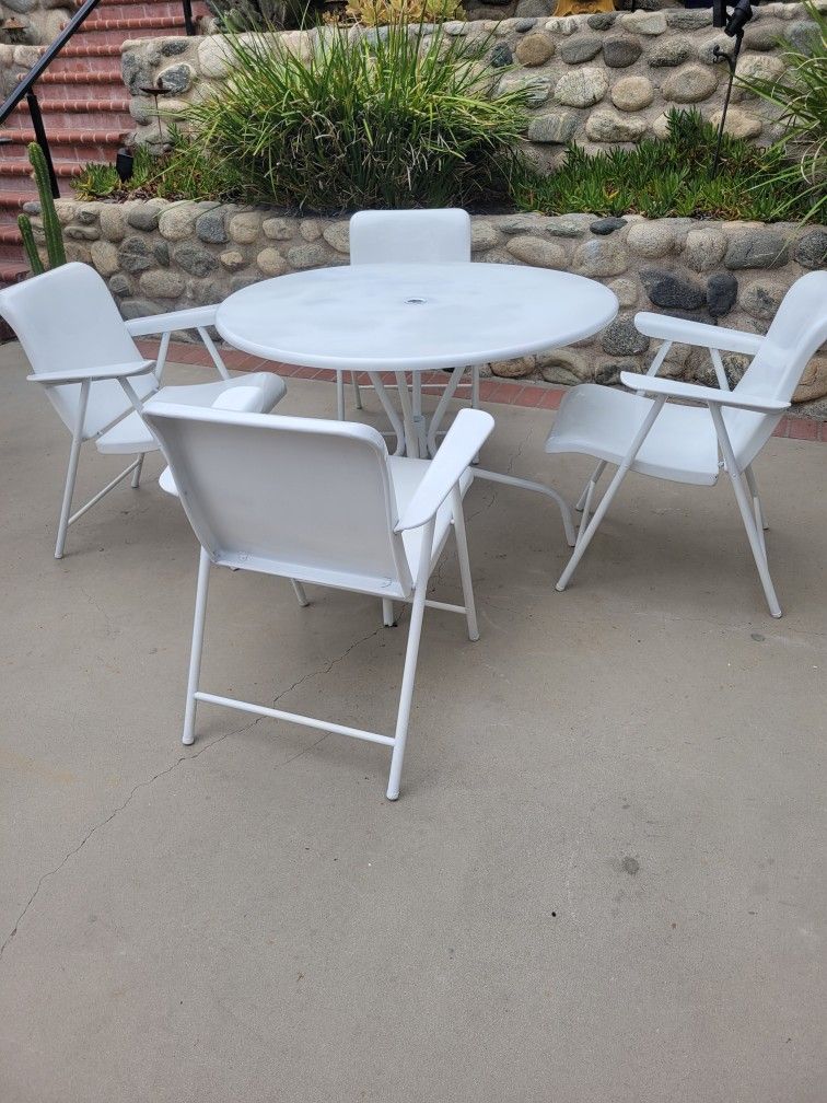 Vintage MCM Russel Wright Sampson Folding Patio Dinning Set U.S.A Metal