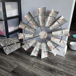 Farmhouse Wall Windmill