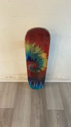 Borders Skateboard