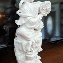 Vintage Rare Japanese Statue White Porcelain Figurine Geisha Girl 11 3/4" Tall
