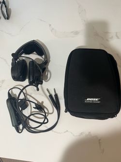 Bose Aviation Headset A20 (with flight bag)